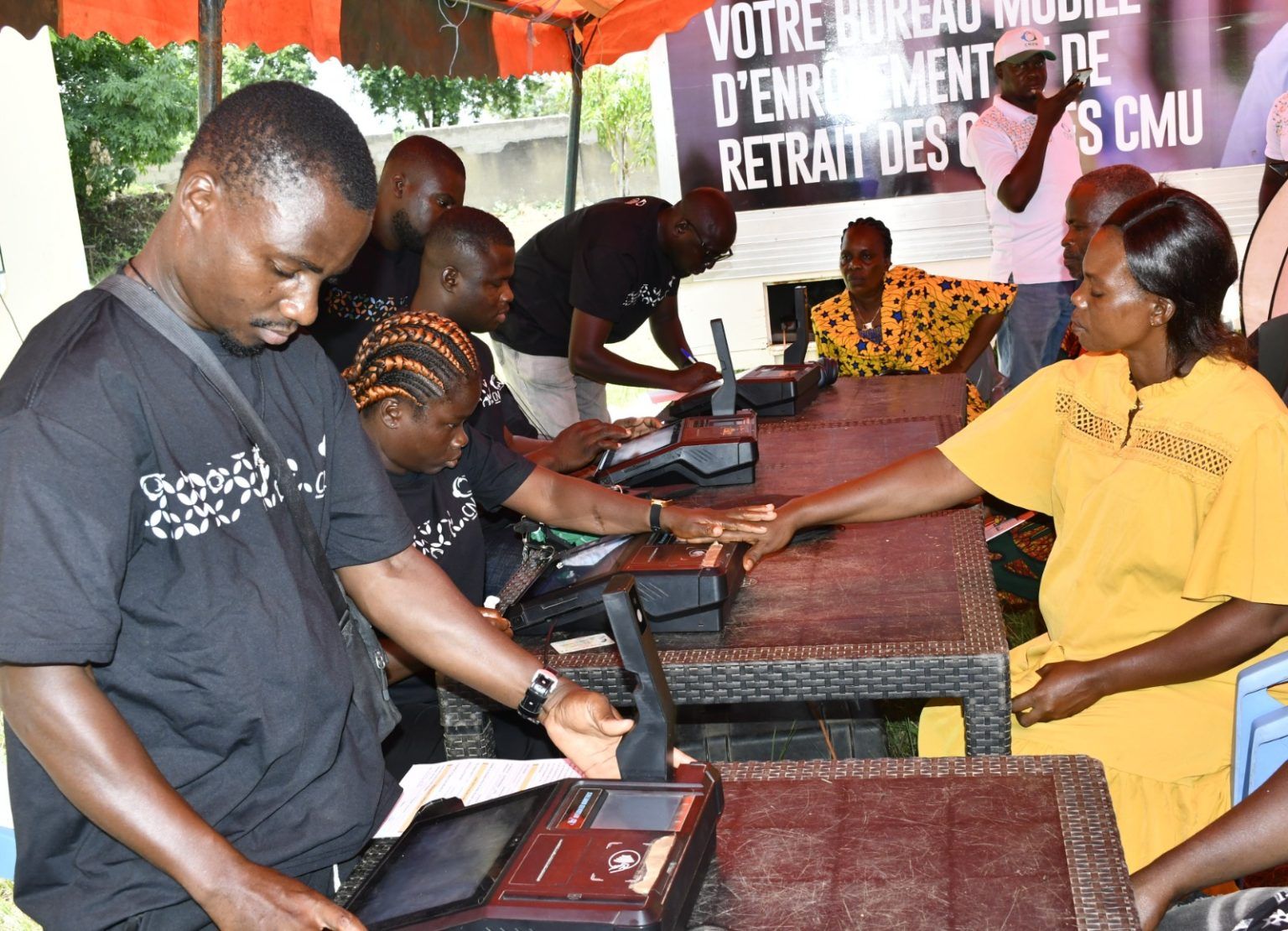 Zoukougbeu : acteurs de l'alphabétisation en Côte d'Ivoire sensibilisés aux soins à moindre coût via la CMU