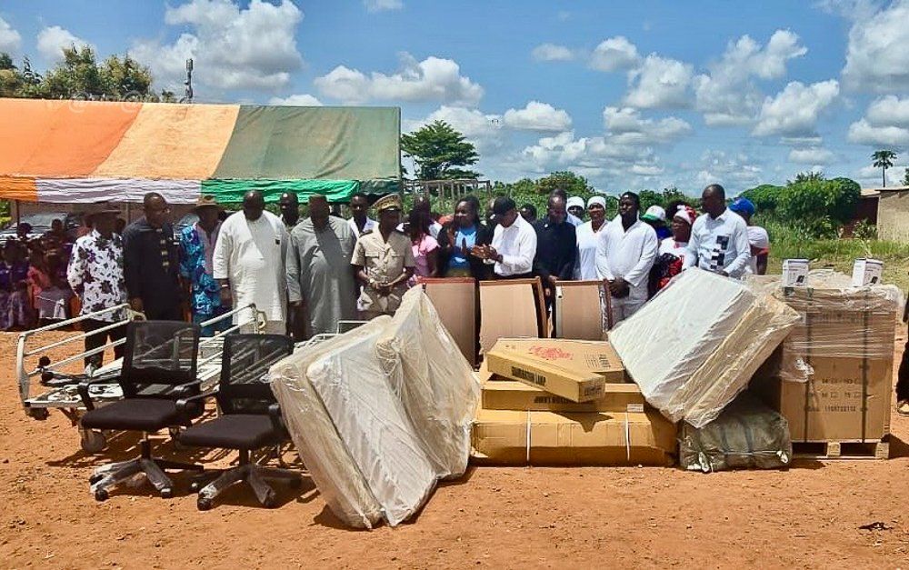 Daloa-Kibouo : hommage à Dominique Ouattara après un important don médical