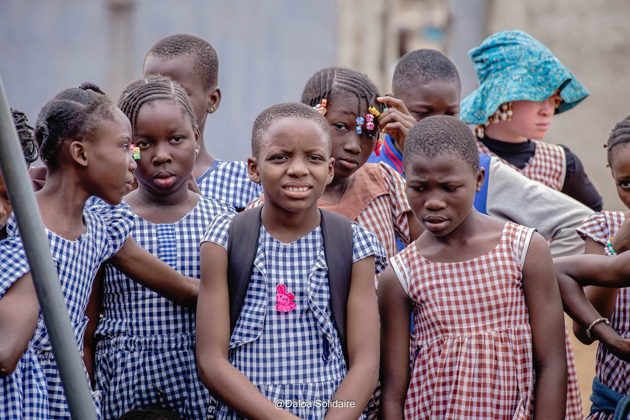 daloa360-quatre-generations-ecole-dioulabougou-septembre-2026-les-éléves.jpg
