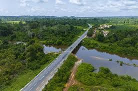 Mobilité interurbaine : la réhabilitation de la Côtière améliore la liaison Abidjan – San Pedro