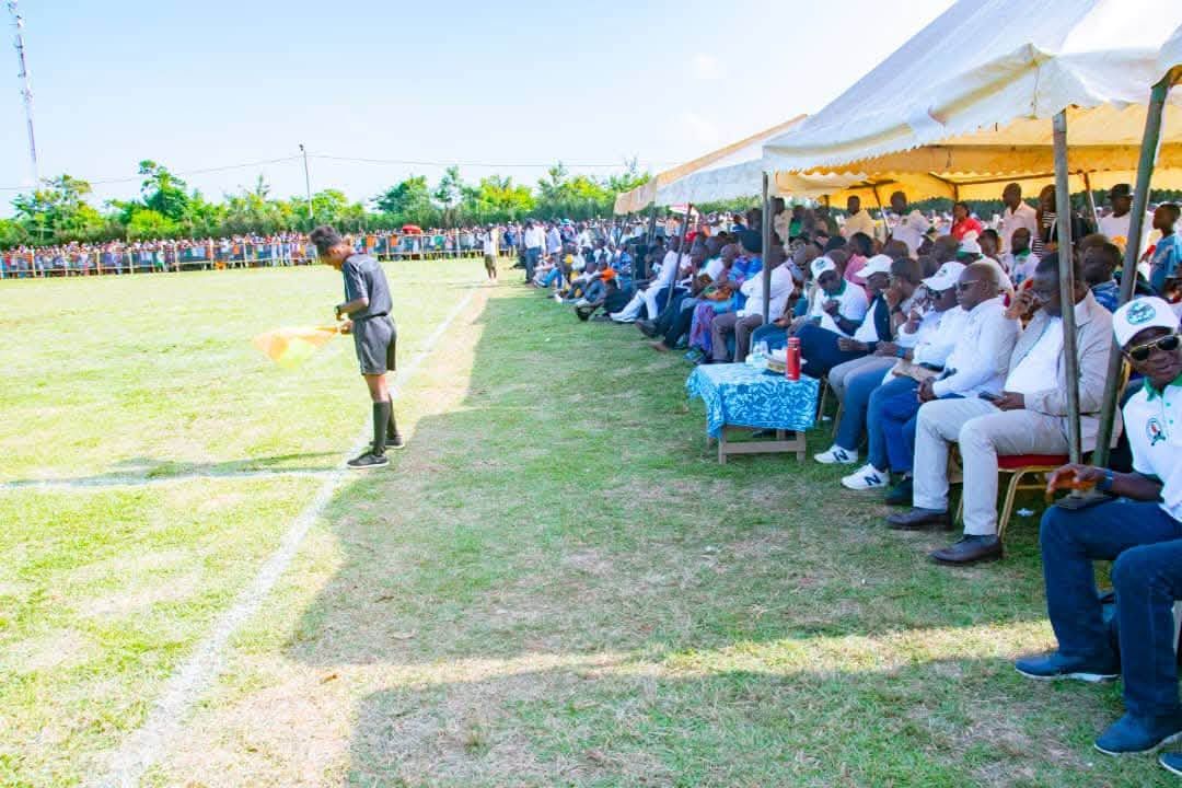 Public mobilisé pour l'ouverture du Setis Sport à Séitifla.